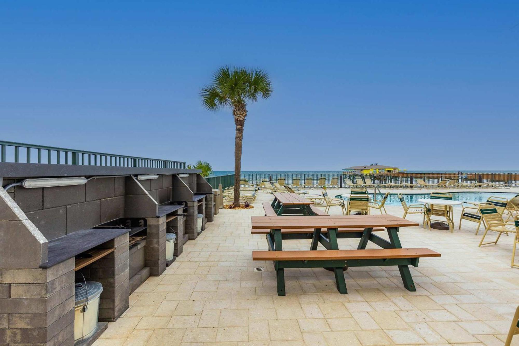 Ocean Front Condo With Amazing Views! Sunglow Resort 402 By Brightwild Daytona Beach Shores Exterior foto